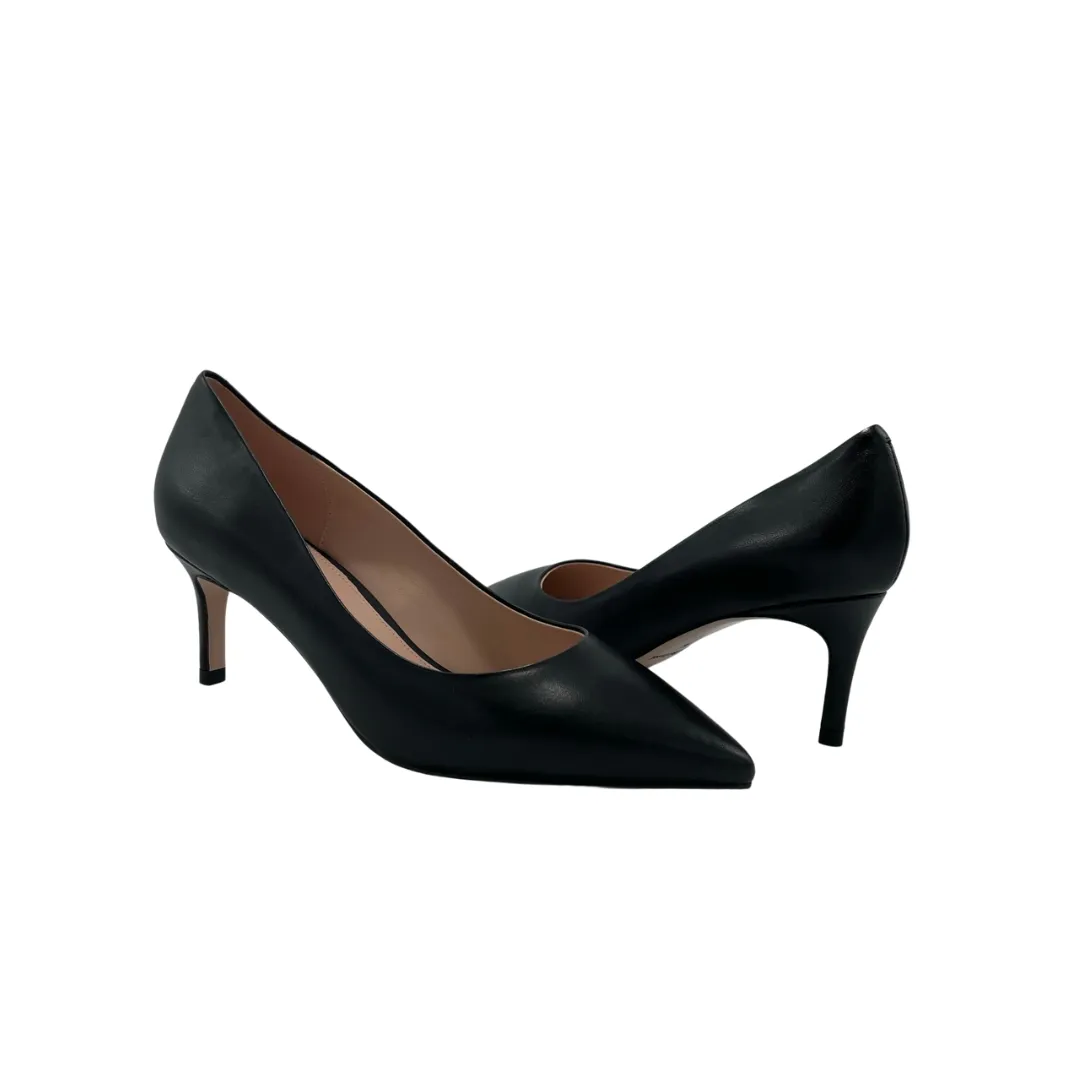 AiciBerlucci 2.5 inch heel leather pump