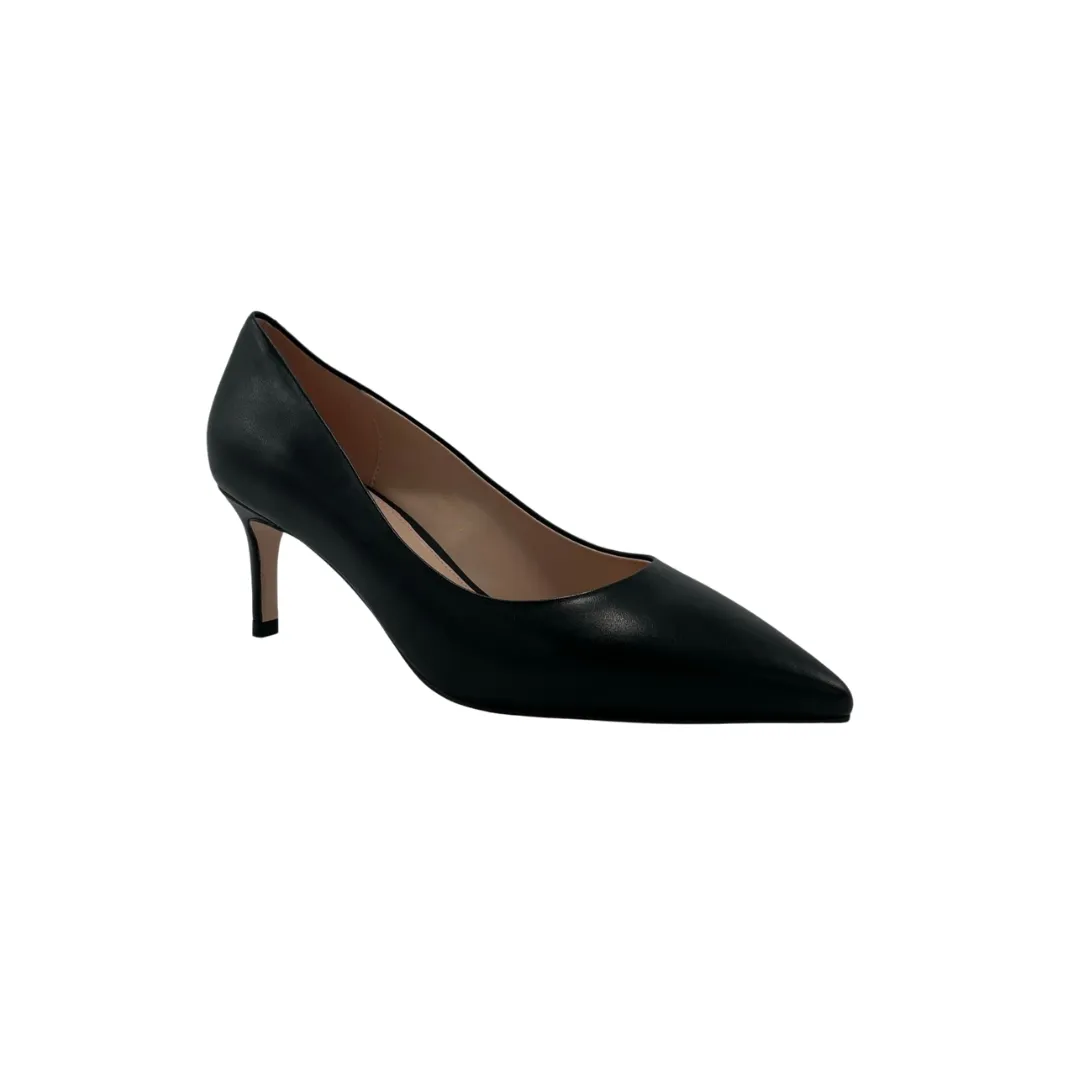 AiciBerlucci 2.5 inch heel leather pump