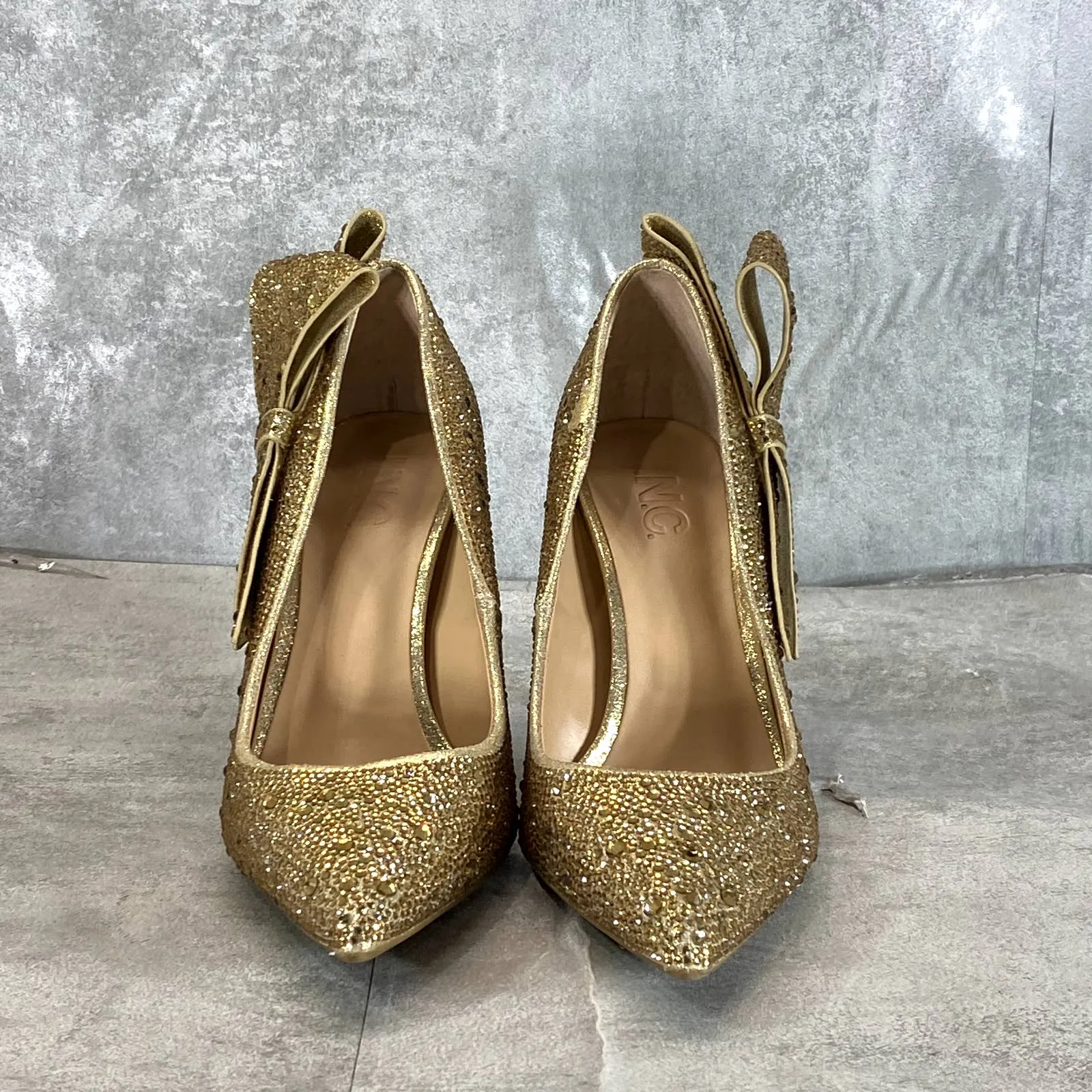 INC INTERNATIONAL Women's Gold Rhinestone Silvee Bow Pointed-Toe Pumps SZ 6