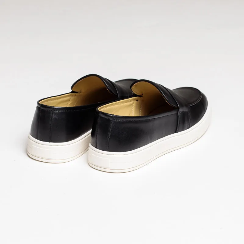 Jonny Loafer- Black
