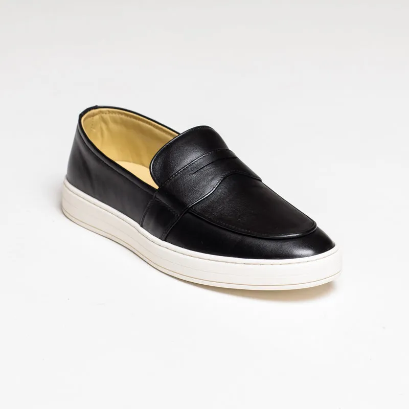 Jonny Loafer- Black