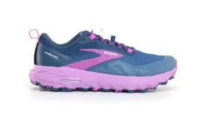 Woman's Cascadia 17